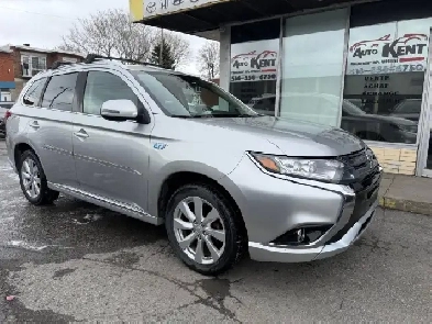 2018 MITSUBISHI Outlander PHEV ELECTRIQUE HYBRIDE / TRES ECONOMI Image# 1