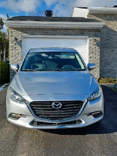 Mazda 3, très bas kilométrage, jamais accidentée Image# 1