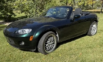 2008 Mazda MX-5 Miata Roadster in Highland Green Image# 1