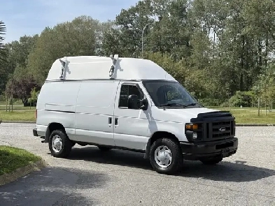 2008 Ford Econoline E350 Super Duty High Roof Van