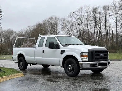 2008 Ford F250 Extended Cab 8 Foot Box Pickup