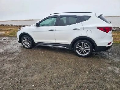 2017 HYUNDAI SANTA FE SPORT AWD TOTALLY SPOTLESS ONE OWNER