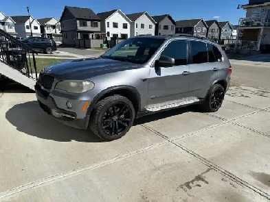 2007 BMW X5 4.8i Image# 1