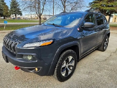 2017 Jeep Cherokee Trailhawk 3.2L V6 4X4 Image# 1