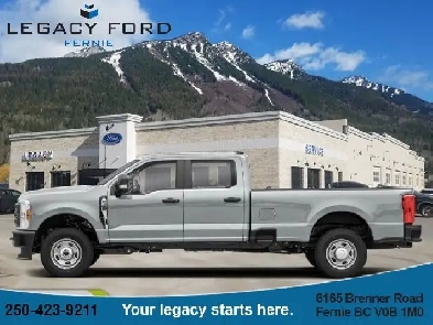 2026 Ford Super Duty F-350 SRW LARIAT Image# 1