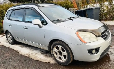 Kia Rondo EX 2008 Image# 1