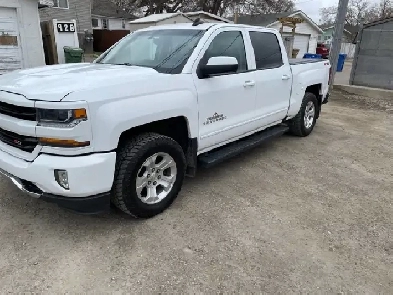 2018 chev Silverado z71  true north edition Image# 1