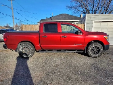 2017 Custom V8 56 litre Nisan Titan