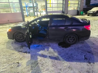 Vehicule a vendre 2600 ferme