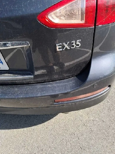 Selling my EX35 as is