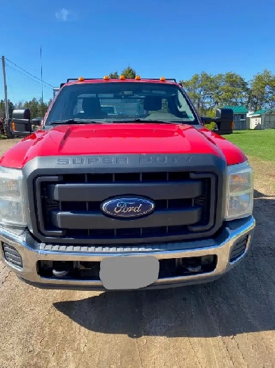 FOR SALE FORD F350 Dually Truck