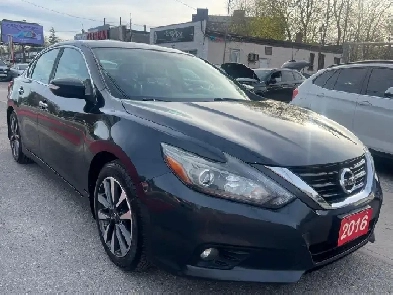 2016 Nissan Altima LEATHERBACK CAM NAVSUNROOF  MORE