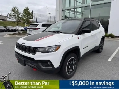 2024 Jeep Compass Trailhawk  4x4  Leather  Apple CarPlay