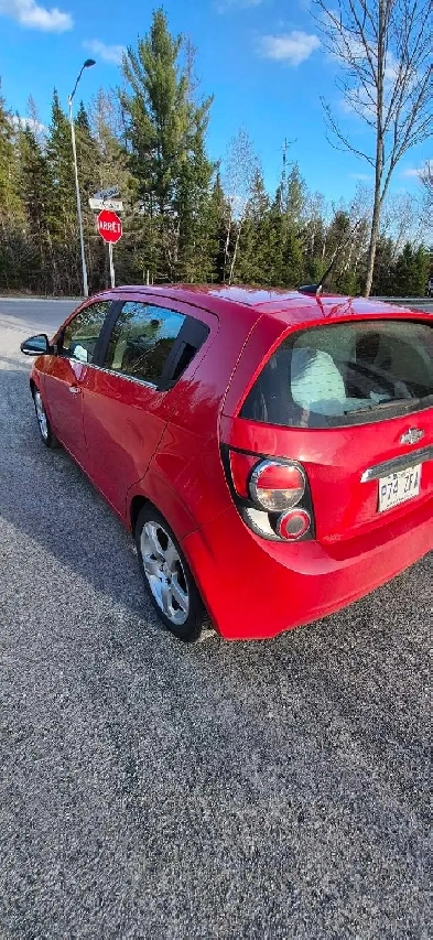 A vendre chevrolet sonic 1.8 2012
