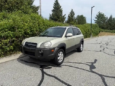 2005 HYUNDAI TUSCON GL AUTOMATIC A/C FULLY LOADED LOCAL BC VEHIC