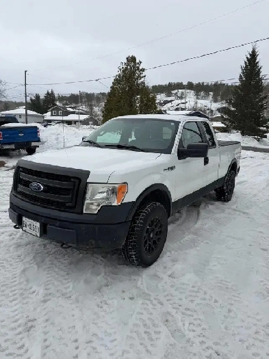 2013 Ford F150 Spacecab 4x4