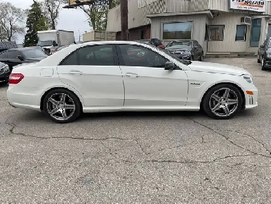 2010 Mercedes-Benz E-Class E63 AMG Sedan - LTHR! NAV! BACK-UP CA