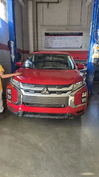 2025 Mitsubishi RVR SE Finance takeover