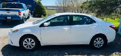 Feels like new! 2016 Toyota Corolla