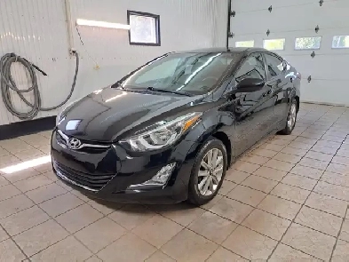 Hyundai Elantra Allure sport berline 4 portes TOIT OUVRANT