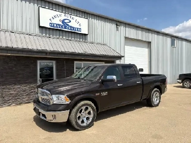 2017 Ram 1500 Crew Cab 4x4 Laramie 5.7L - Rebuilt Title