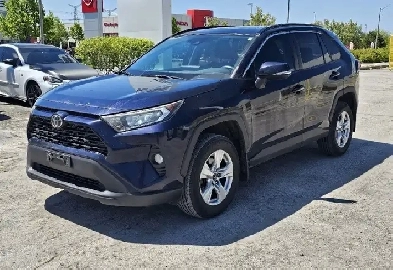 2021 Toyota RAV4 XLE Heated Seats, Sunroof, Adaptive Cruise Cont