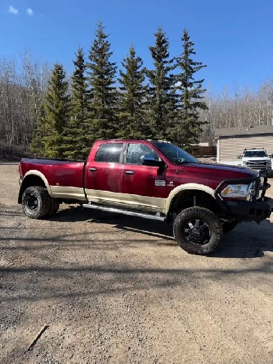2017 ram 3500 longhorn dually