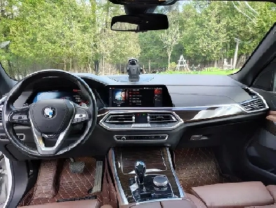 BMW X5 40i