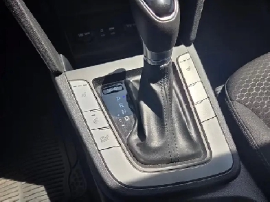 2020 Hyundai Elantra Preferred
