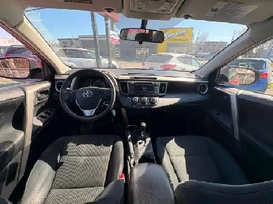 Toyota Rav4 2015 Automatique $12 995. Rusty 450-820-0550