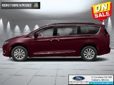 2019 Chrysler Pacifica Limited HAIL SPECIAL - HEATED LEATHER SEA
