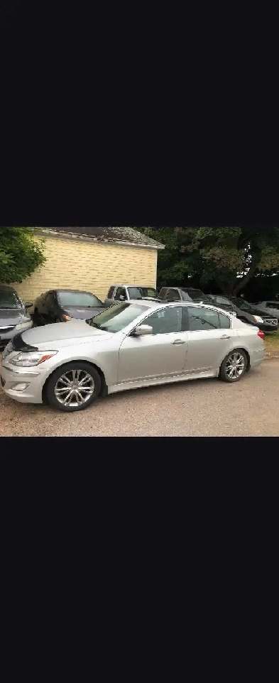 2012 Hyundai Genesis