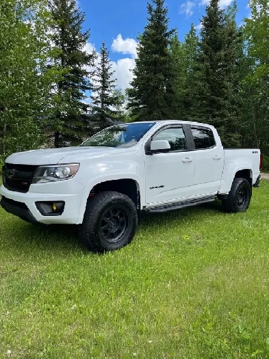 2016 Chevrolet Colorado Z71 - Great Condition