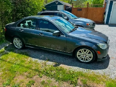 2011 Mercedes Benz 4dr Sedan C250