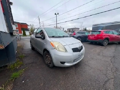 Toyota Yaris 2007 Automatique $3795. Rusty 450-820-0550