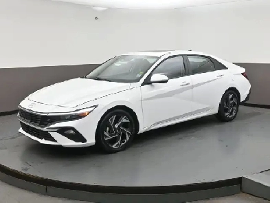 2025 Hyundai Elantra Preferred Tech Sunroof, Bluelink, Apple/And