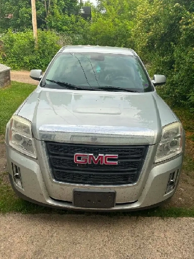 2013 GMC Terrain AWD, LOW KM