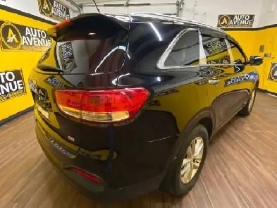 2018 Kia Sorento LX - BLUETOOTH, HEATED SEATS, BACKUP CAMERA