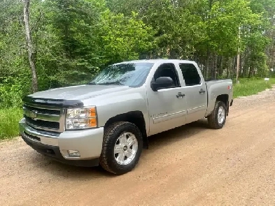 2010 Chevrolet Silverado 1500 z71 Saftied 4x4