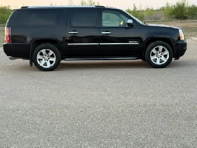 2012 GMC DENALI YUKON XL PKG - AWD - 7 PASS