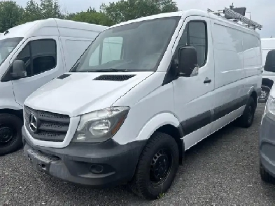 2016 Mercedes-Benz Fourgonnettes de chargement Sprinter toit bas