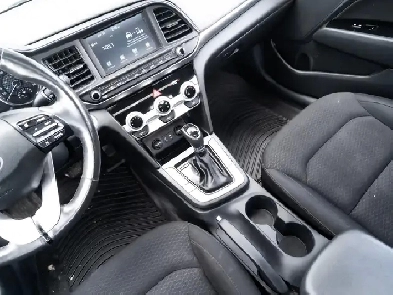 2020 Hyundai Elantra Preferred - w-Sun & Safety PKG | Heated Ste
