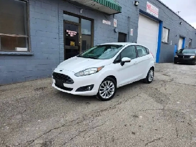 2014 FORD FIESTA SE  certified