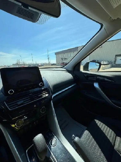 2022 Mitsubishi Eclipse Cross ES