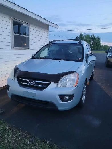 Kia Rondo 2008