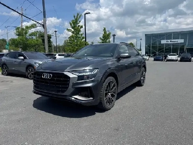 2023 Audi Q8 Progressiv | Black Optics | Roues 22po Clean Carfax