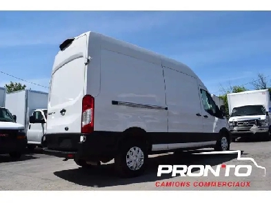 2021 Ford Transit Cargo Van T-250 148WB HIGH ROOF  AC  Sépar