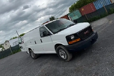 2016 GMC savana 2500