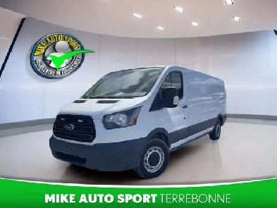 Ford Transit Van T-350 toit bas 130 po PNBV de 9 500 lb porte pi