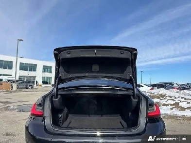 2020 BMW 3 Series 330i xDrive | HEATED SEATS | SUNROOF | NAVI